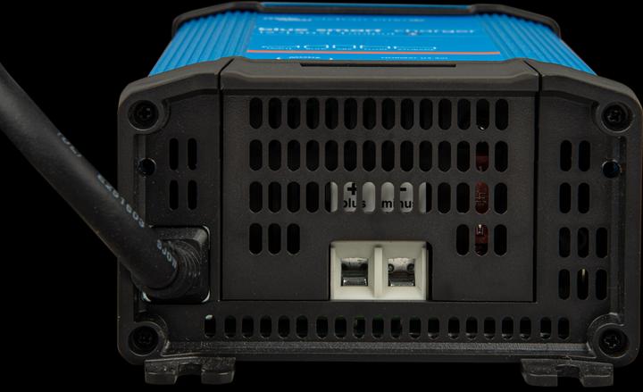 Immagine prodotto Victron Energy Blu Smart (12V, 30 A)