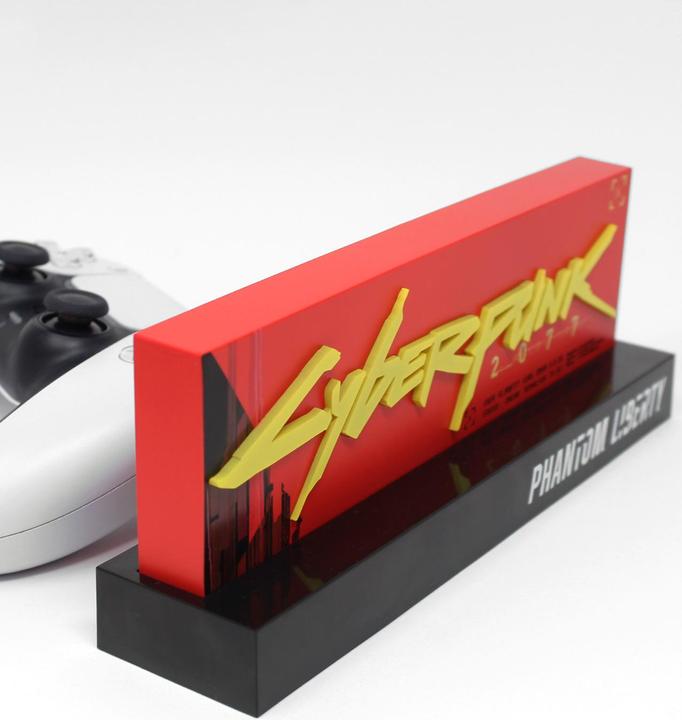 Actual product image Neamedia Cyberpunk Edgerunner LED-Light Phantom Edition 22 cm