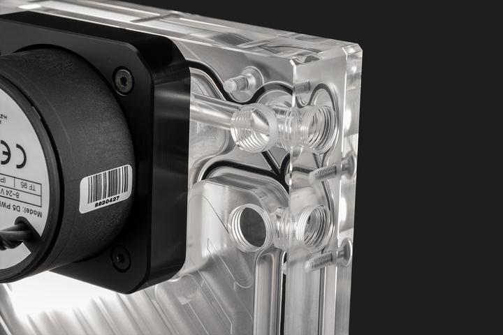 Produktbild EKWB EK-Quantum Kinetic3 FLT D5 PWM Ausgleichsbehälter-Pumpen-Kombination - 240mm, D-RGB