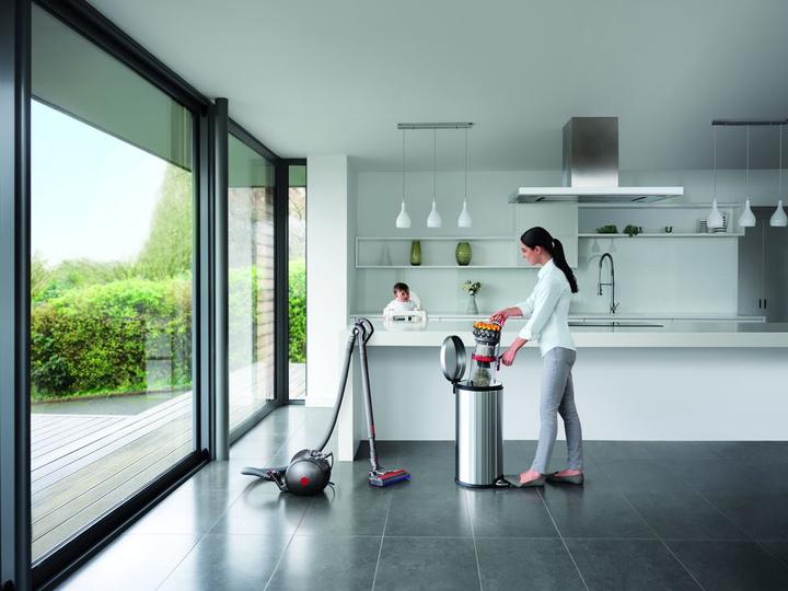 Produktbild Dyson Big Ball Multi Floor 2