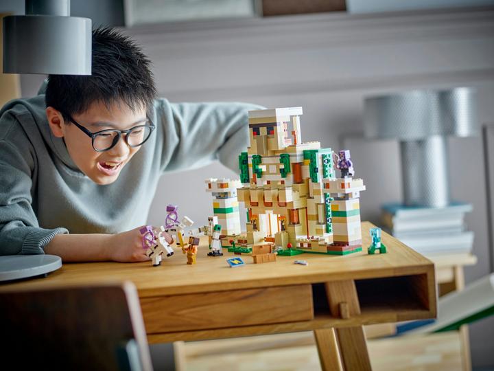 Immagine prodotto LEGO 21250 La Fortezza del Golem di Ferro (21250, LEGO Minecraft)