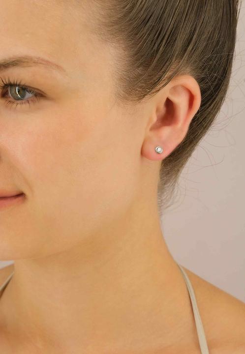 Image du produit Muau Boucles d'oreilles monture à cadre (Or blanc 750 0.34ct.2 H SI brillants à 0.17ct chacun.)