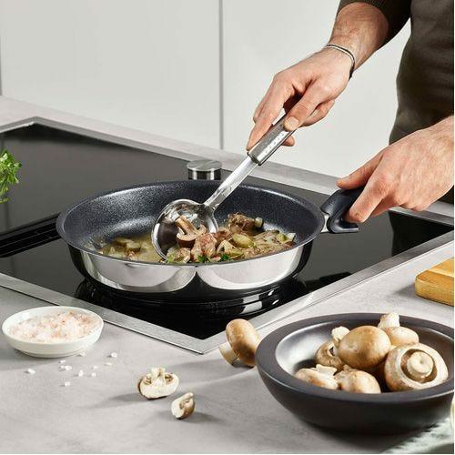 Image du produit Fissler Poêle à frire adamant prem. 24cm (24 cm, Poêle à frire, Acier inoxydable)
