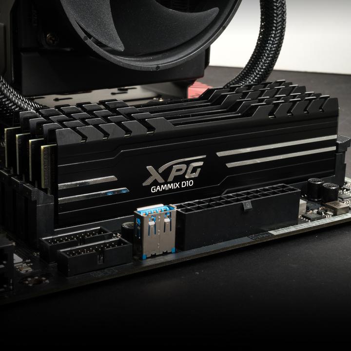 Image du produit XPG GAMMIX D10 module de mémoire GB DDR4 (1 x 16GB, 3600 MHz, RAM DDR4, DIMM)