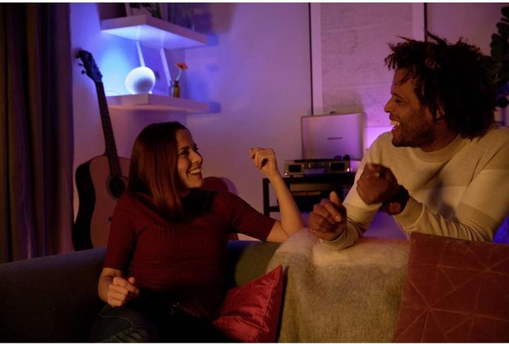 Produktbild Philips Hue Go Basis BT (520 lm)