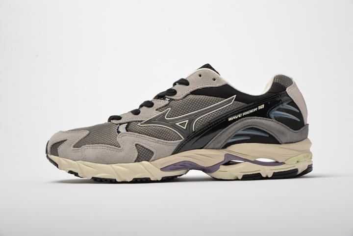 Mizuno WAVE RIDER 10