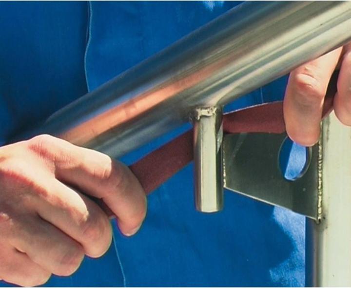 Immagine prodotto Pferd Rotolo di nastro abrasivo 50 x 100 mm in tessuto, corindone A 60 (60)
