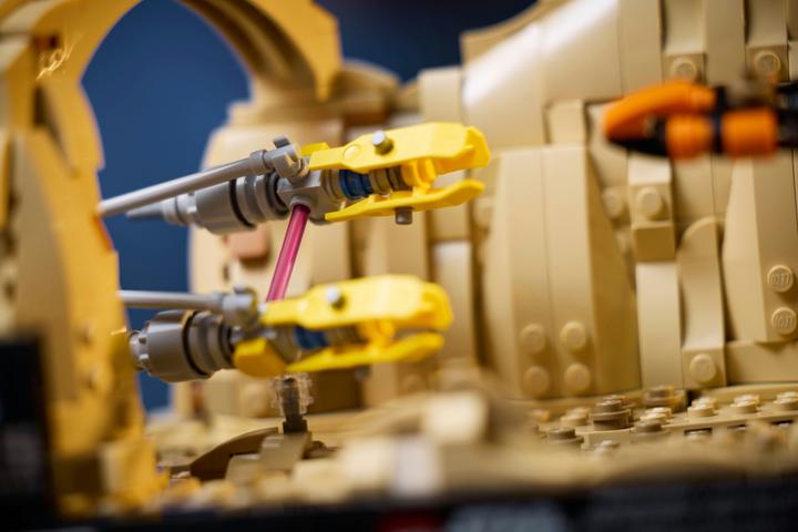 Image du produit LEGO Course de podium à Mos Espa - Diorama (75380, LEGO Star Wars)