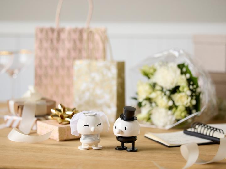 Actual product image Hoptimist Bride & Groom (10 x 7.5 x 15 cm)