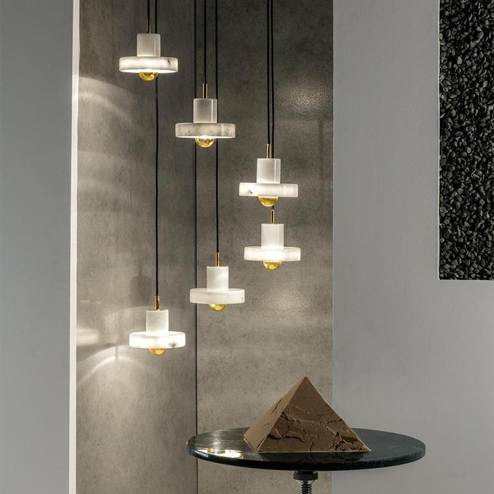 Produktbild Tom Dixon Stone Pendelleuchte White/Gold (360 lm)