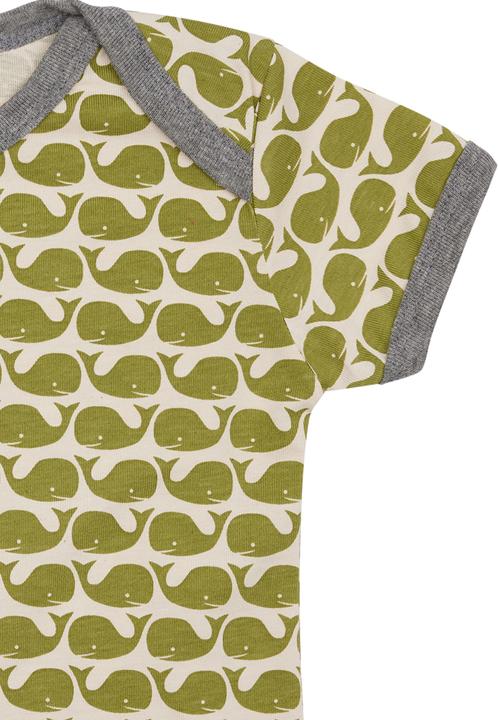 Actual product image loud + proud T-shirt (110)
