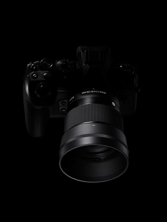 Produktbild Sigma Festbrennweite 56 mm F1.4 DC DN Contemporary – X-Mount (Fujifilm X, APS-C / DX)