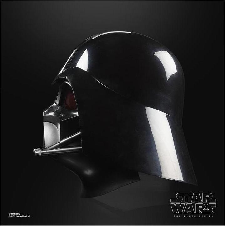 Produktbild Hasbro Star Wars: Darth Vader Premium Electronic Helmet