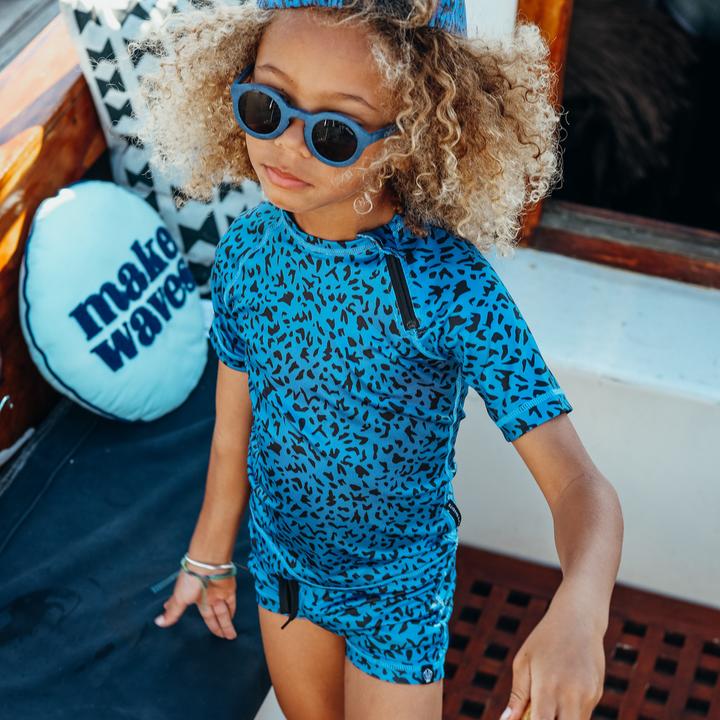 Produktbild Beach & Bandits UV Badeshorts Blue Shark (140)