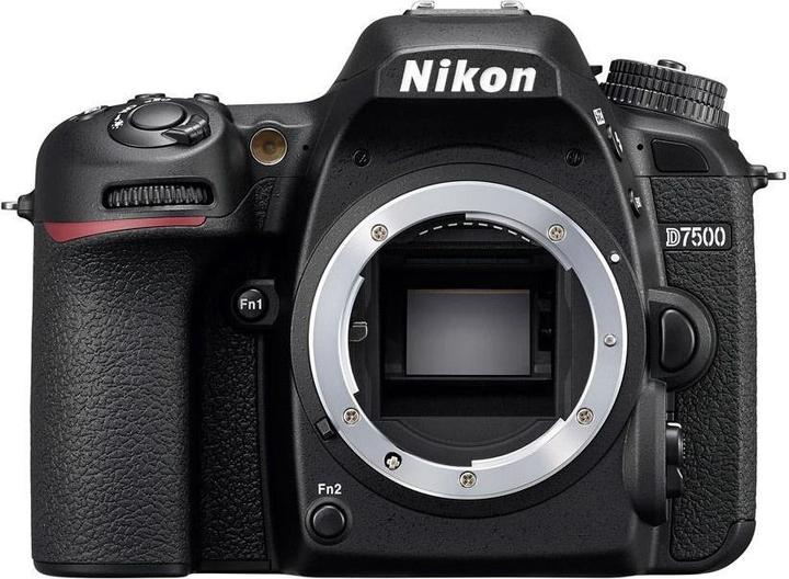 Immagine prodotto Nikon D7500 Kit 18-200VR (18 - 200 mm, 21.51 Mpx, APS-C / DX)