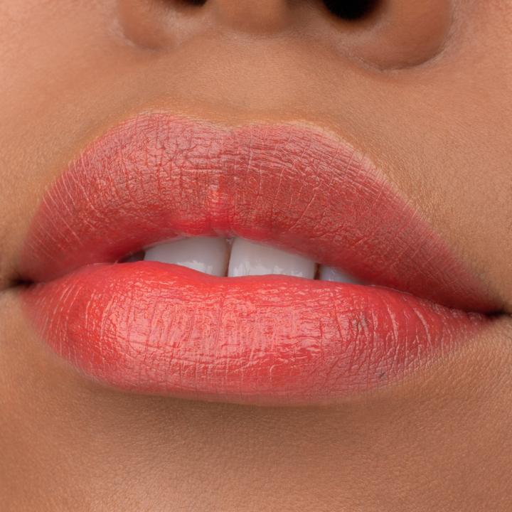Actual product image essence Tinted kiss hydrating lip tint 04 Chili & Chill (04 Chill & Chill)