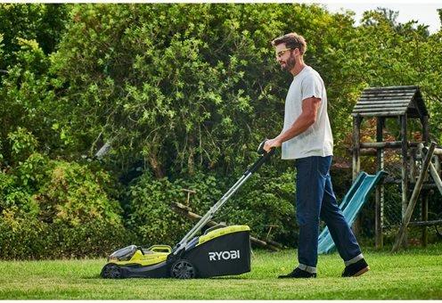 Image du produit Ryobi Tondeuse à gazon hybride (Fonctionnement sur batterie)