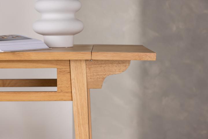 Actual product image Venture Home Yakidon dining table