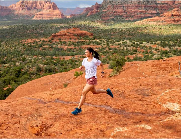 Actual product image Topo Athletic Women's Terraventure 4 (38)