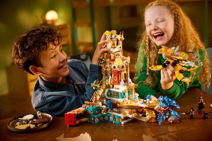 Produktbild LEGO Schloss Nocturnia (71486, LEGO Dreamzzz)