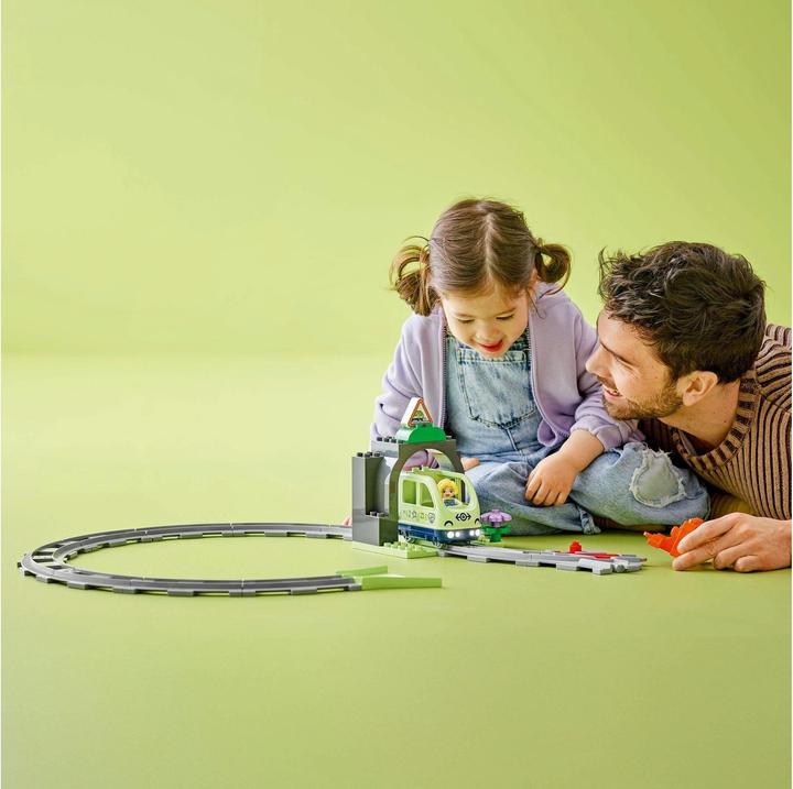 Produktbild LEGO Eisenbahntunnel und Schienen - Erweiterungsset (10425)