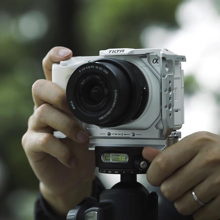 Immagine prodotto Tilta Kit mezzo leggero per Sony ZV-E1 (Gabbietta)