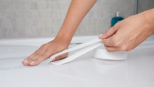 Produktbild tesa Anti Rutschband Bad & Dusche (25 mm)
