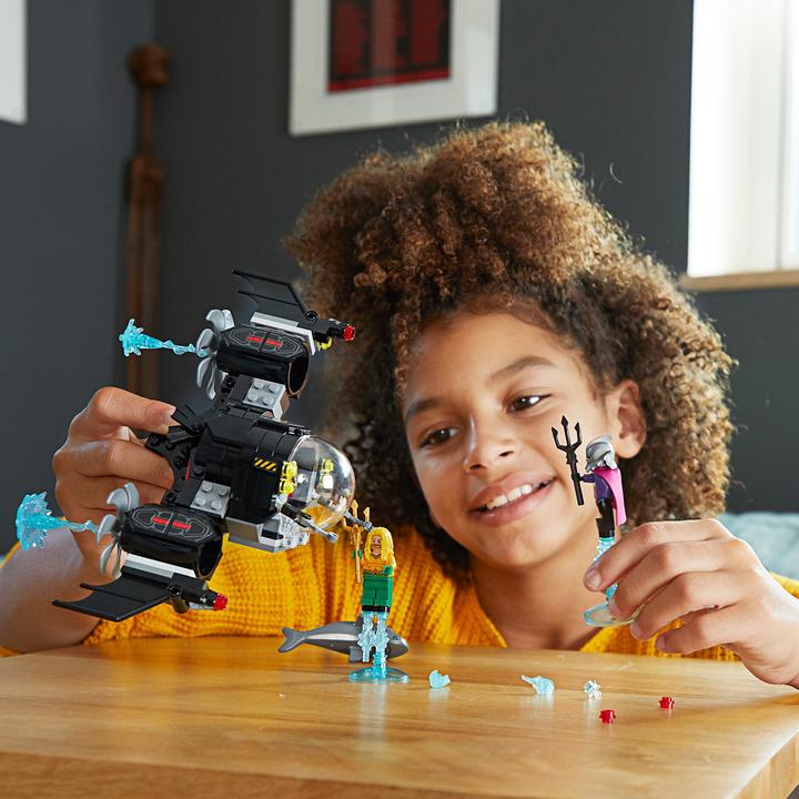 Produktbild LEGO Batman im Bat-U-Boot (76116, LEGO DC)