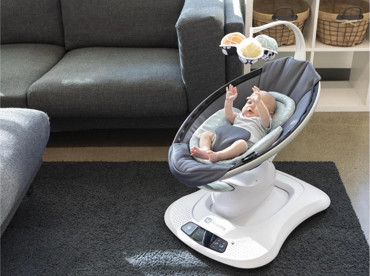Actual product image 4moms Newborn application