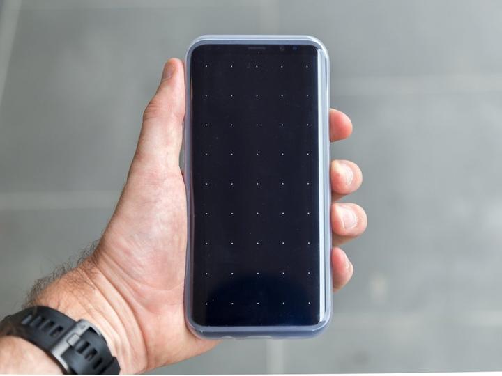 Actual product image Quad Lock Poncho (Samsung Galaxy S9+, Samsung Galaxy S8+)