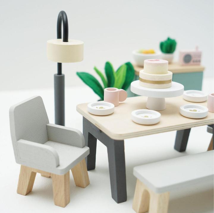 Actual product image Le Toy Van Dining room furniture set