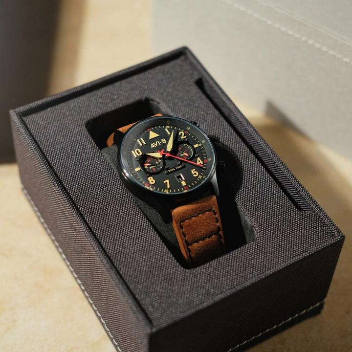 Produktbild AVI-8 AV-4088-03 Carey Dual Time 44mm 5ATM (Analoguhr, 44 mm)