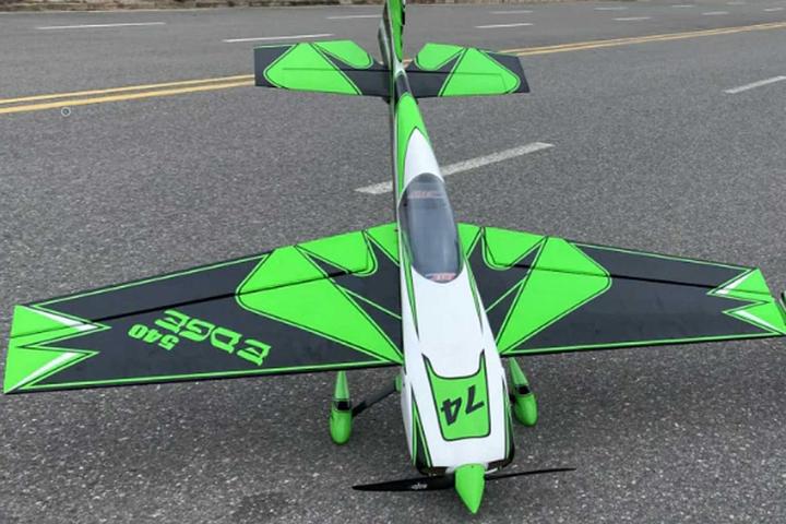 Actual product image OMPHobby OMP Edge 540 74"ARF - Grün 1,87m (Aerobatics)