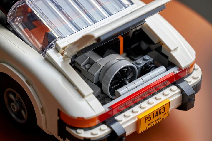 Produktbild LEGO Porsche 911 (10295, LEGO Creator Expert, LEGO Seltene Sets)