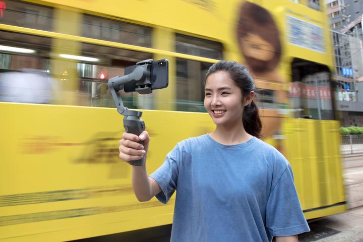 Immagine prodotto DJI Gimbal per smartphone Osmo Mobile 3 (0.20 kg)