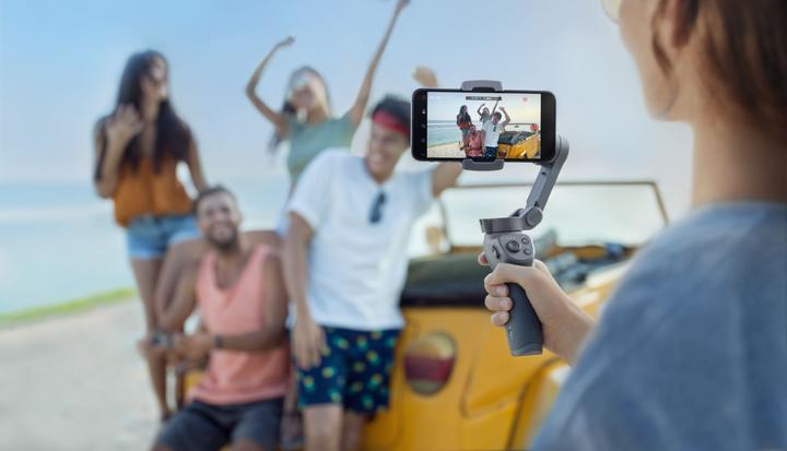 Immagine prodotto DJI Gimbal per smartphone Osmo Mobile 3 (0.20 kg)