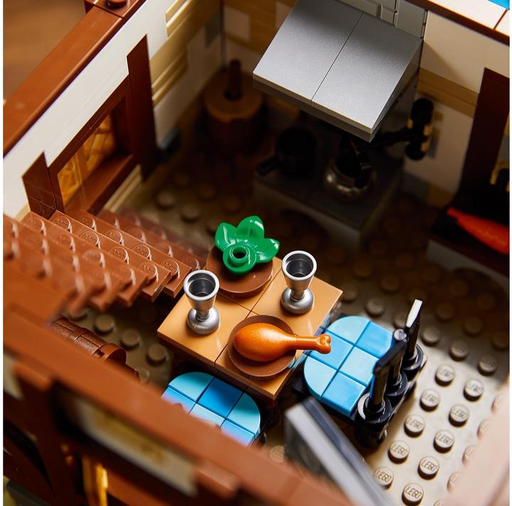Actual product image LEGO Medieval forge (21325, LEGO Ideas, LEGO Rare Sets)