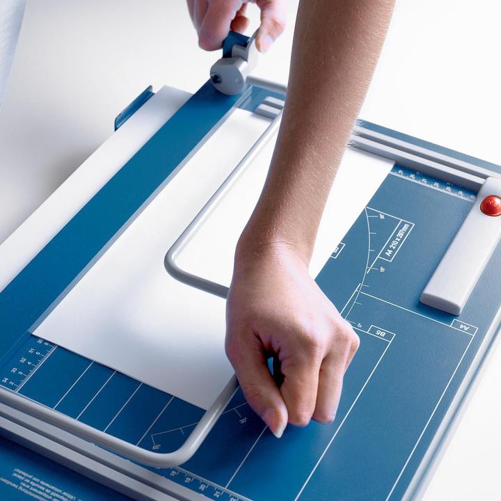 Actual product image Dahle 564 Lever blade professional 360mm (45 Sheets, A4)