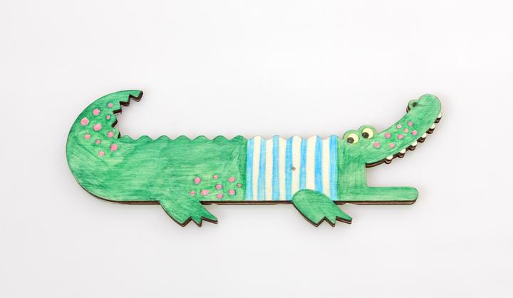 Actual product image Betzold Reading croc spit out (German)