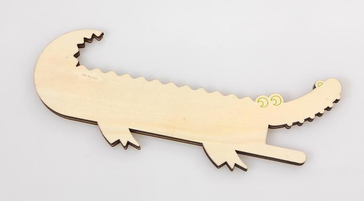 Actual product image Betzold Reading croc spit out (German)