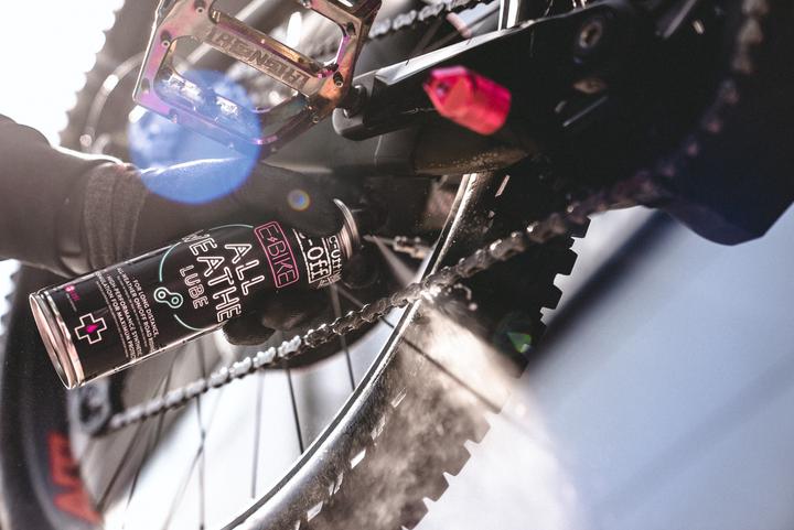 Produktbild Muc-Off eBike All Weather Chain Lube (250 ml, Kettenöl)