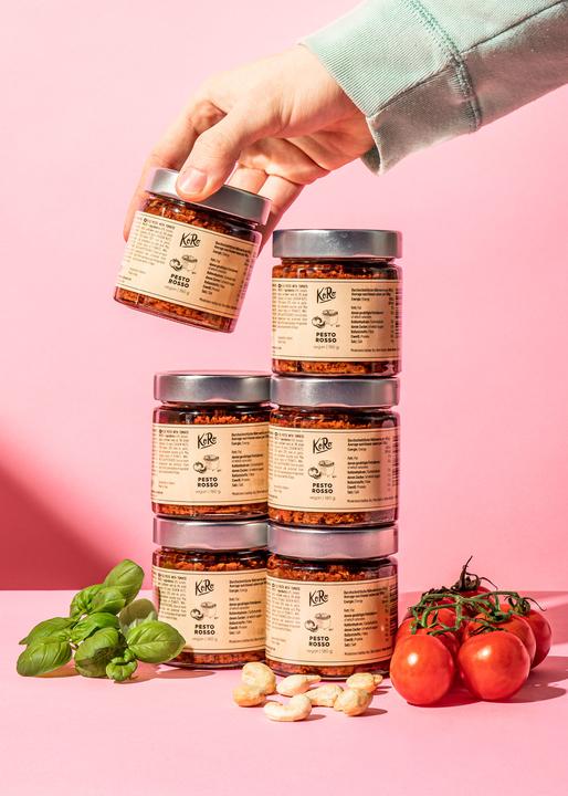 Produktbild KoRo Rotes Pesto mit Tomatenmark (1080 g)