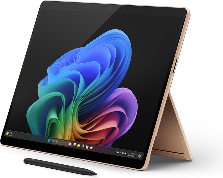 Produktbild Microsoft Surface Pro – Copilot+ PC (mit Netzteil) – 11. Edition (13", Snapdragon X Elite X1E-80-100, 16 GB, 1000 GB, Ohne Tastaturlayout)