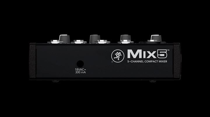 Image du produit Mackie Mix5 (Studio et mixeur live)
