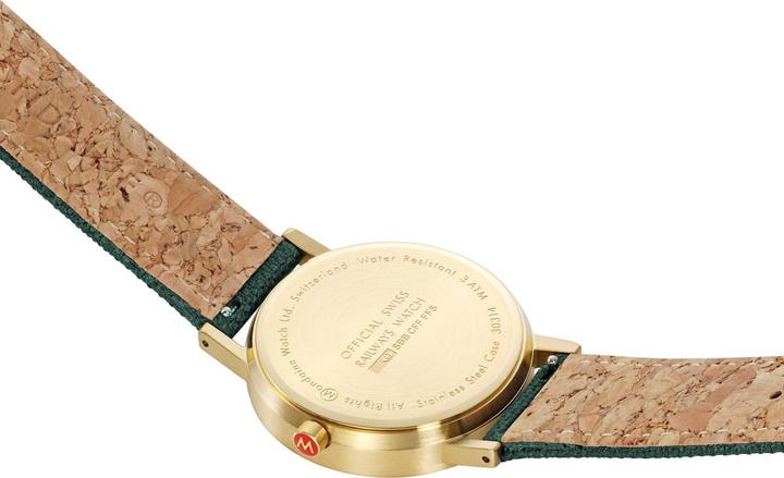 Image du produit Mondaine Classic - Inspiré par la nature - IP Gold (Montre analogique, 36 mm)