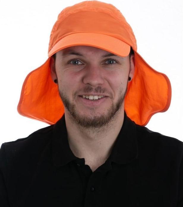 Immagine prodotto IQ-UV Berretto con protezione UV e protezione del collo riciclato arancione (1 pz) (Taglia unica)