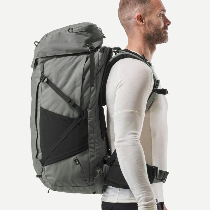 Actual product image Forclaz Travel 900 (70 l)