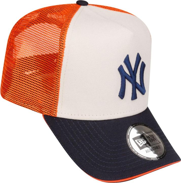 Actual product image New Era A-Frame Trucker Cap - New York Yankees beige navy