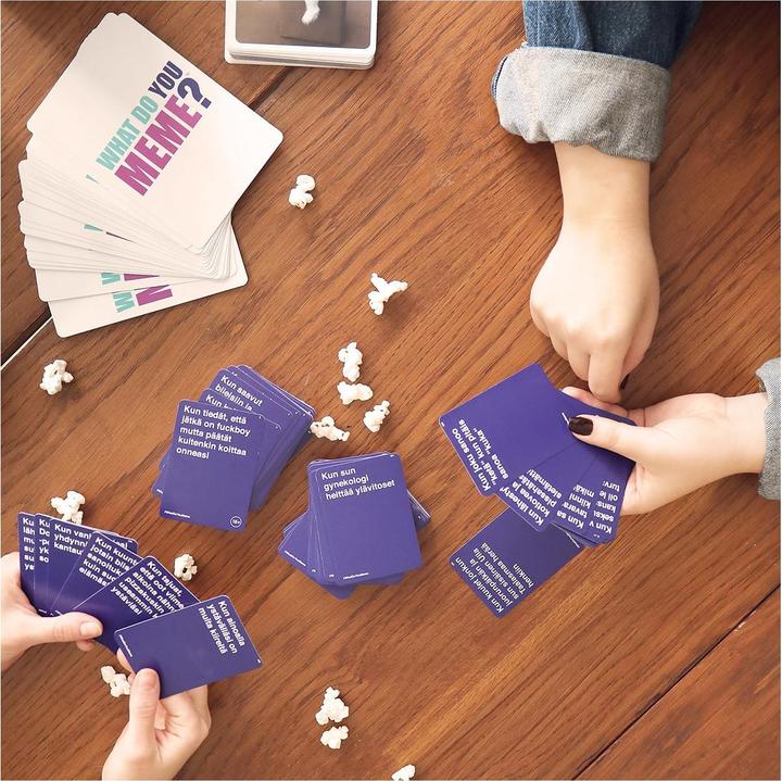 Immagine prodotto Martinex Peliko 40861956 gioco da tavolo/di carte What Do You Meme? 90 min Festa (Finlandese)