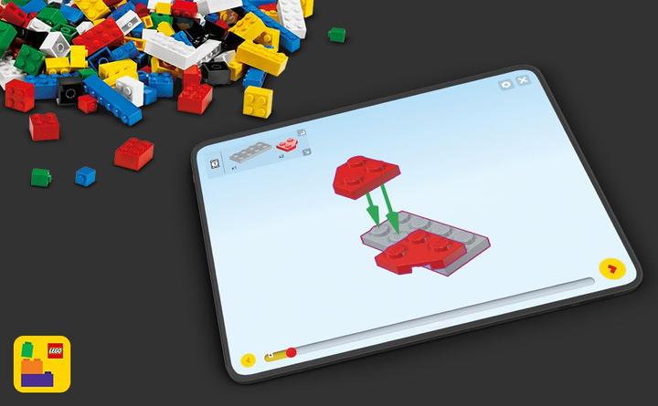 Actual product image LEGO Retro portable radio (10334, LEGO Icons, LEGO Rare Sets)